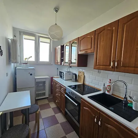 Cozy With A Balcony Near The Center And Pge Stadium By Renters Apartamento Varsóvia