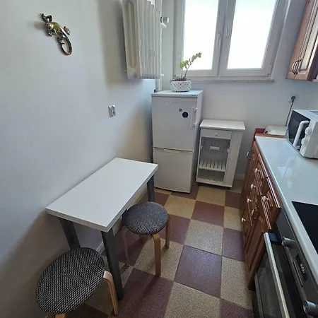 Apartamento Cozy With A Balcony Near The Center And Pge Stadium By Renters Varsóvia